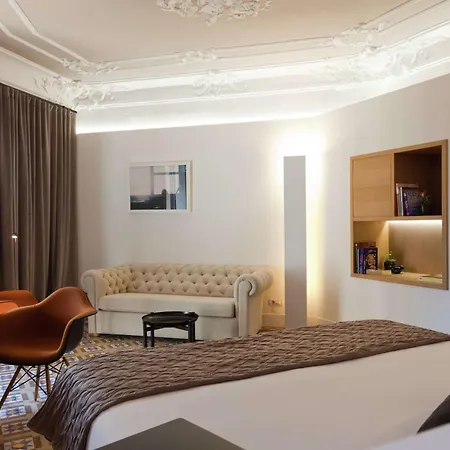 アレクサンドラ キュリオ コレクション バイ ヒルトン ホテル 4*