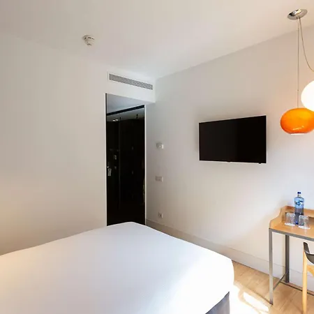 アレクサンドラ キュリオ コレクション バイ ヒルトン ホテル バルセロナ