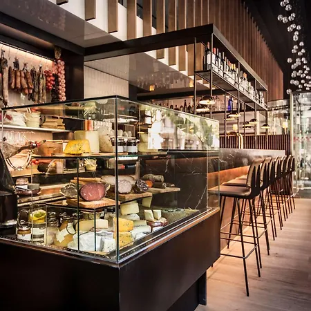 Alexandra Hotel, Curio Collection By Hilton 4* Barcelone