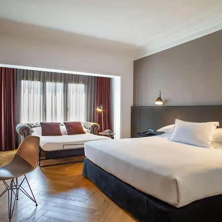 アレクサンドラ キュリオ コレクション バイ ヒルトン ホテル 4*