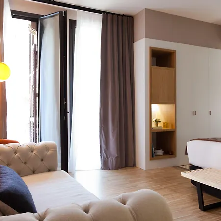 アレクサンドラ キュリオ コレクション バイ ヒルトン バルセロナ