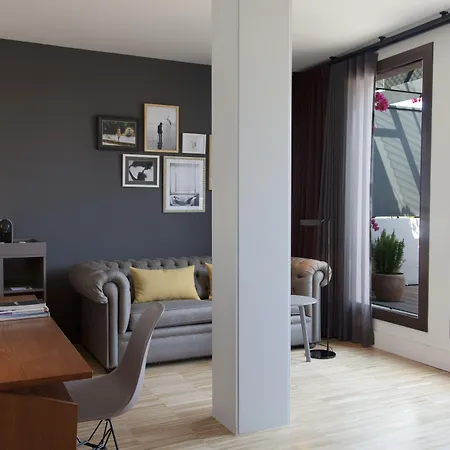 アレクサンドラ キュリオ コレクション バイ ヒルトン 4*