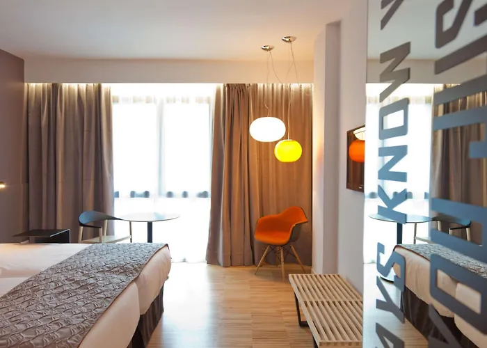 Alexandra Hotel, Curio Collection By Hilton Hotell 4*