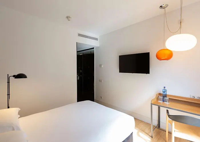 Alexandra Hotel, Curio Collection By Hilton Hotell Barcelona