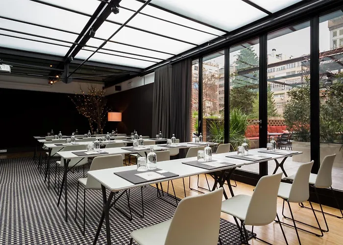 Alexandra Hotel, Curio Collection By Hilton Hotell Barcelona