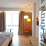 Alexandra Hotel, Curio Collection By Hilton Hotel 4*
