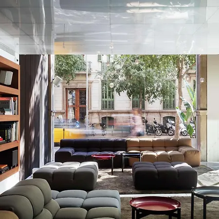 מלון Alexandra Hotel, Curio Collection By Hilton 4*
