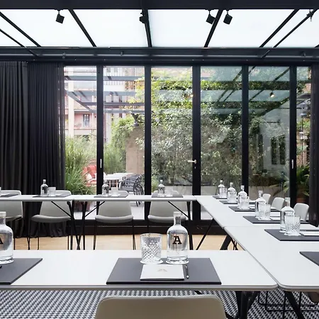Alexandra Hotel, Curio Collection By Hilton ברצלונה